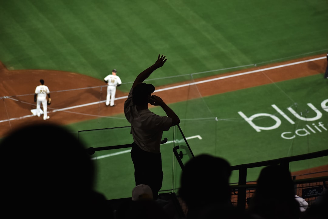 Dodgers Force World Series to Decisive Game 7 by Holding Off Blue Jays 3-1