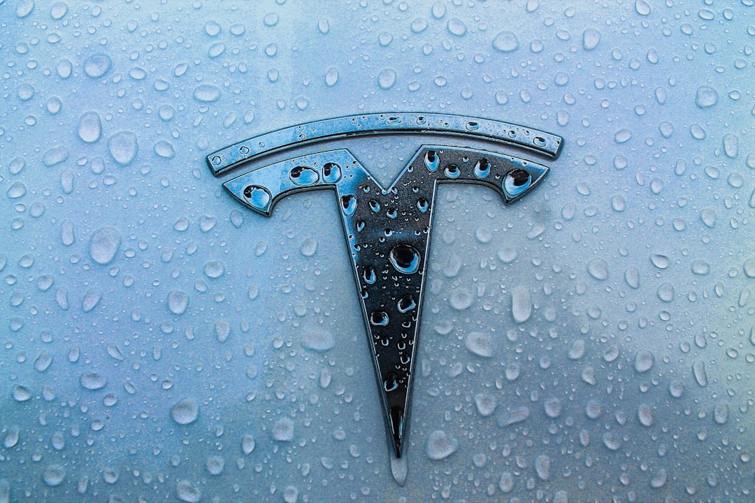 Tesla Debates Musk's Pay as He Focuses on AI  