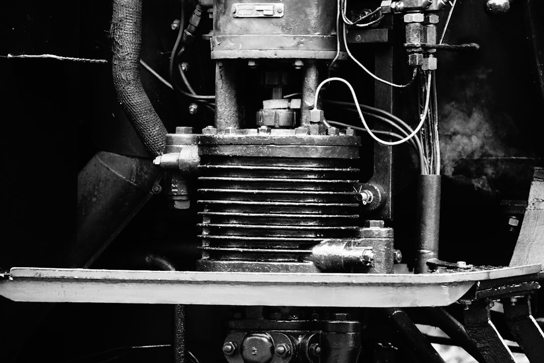 Tech Shifts That Transformed US Workplaces