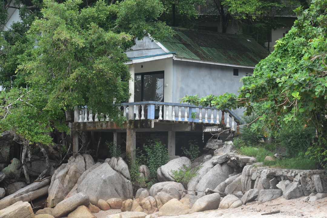 # Southern Thailand Floods: Lives Lost, Homes Damaged