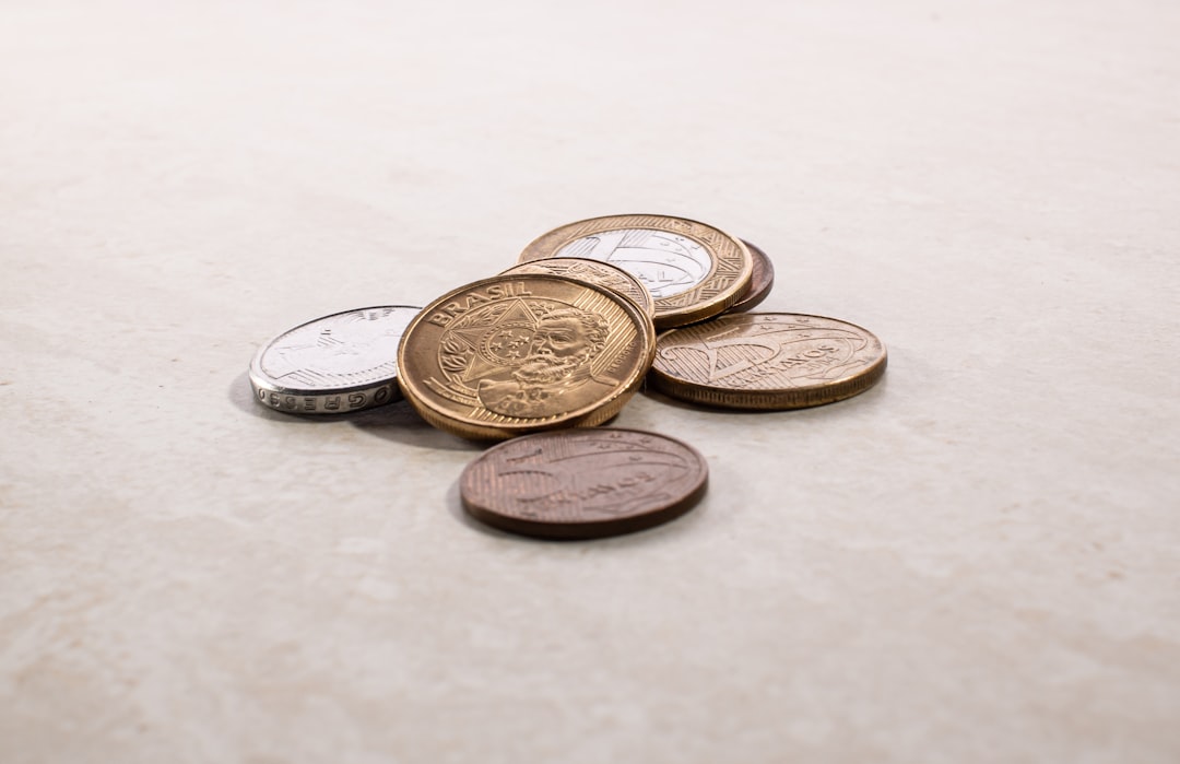 Digital Currencies vs Stablecoins: Key Differences