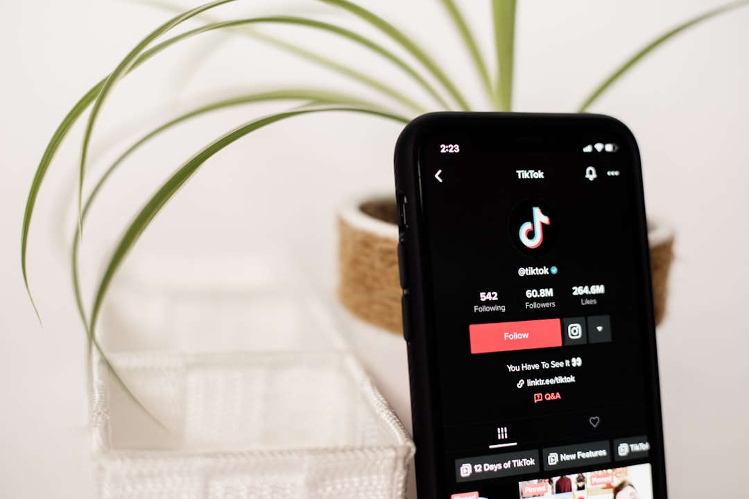 TikTok Influencer and Husband Dead in Murder-Suicide  